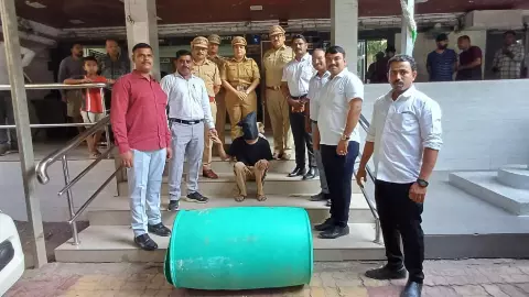 अफेयर और खौफनाक साजिश! पैसे नहीं दिए तो गर्लफ्रेंड ने इंजीनियर बॉयफ्रेंड को मारकर नीले ड्रम में भरा, नाले में फेंकी लाश