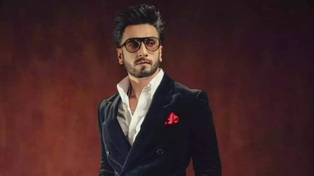 इंडस्ट्री में बैन हुए Ranveer Singh, डॉन 3 छोड़ने से 45 करोड़ का नुकसान; FWICE ने कहा- कोई काम नहीं करेगा उनके साथ