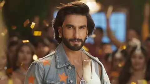 Ranveer Singh का बैन होना कितना लीगल? फरहान अख्तर ने क्यों नहीं किया कोर्ट रुख; खतरे में है फिल्म प्रलय Ranveer Singh का बैन होना कितना लीगल? फरहान अख्तर ने क्यों नहीं किया कोर्ट रुख; खतरे में है फिल्म प्रलय