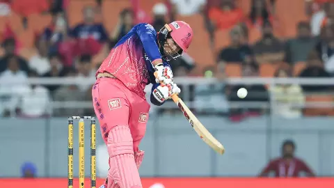 6,6,6! न्यू चंडीगढ़ में सूर्यवंशी का तूफान! कमिंस के ओवर में जड़े लगातार तीन छक्के, 16 गेंद में जड़ी फिफ्टी: गेल का महारिकॉर्ड ध्वस्त 6,6,6! न्यू चंडीगढ़ में सूर्यवंशी का तूफान! कमिंस के ओवर में जड़े लगातार तीन छक्के, 16 गेंद में जड़ी फिफ्टी: गेल का महारिकॉर्ड ध्वस्त