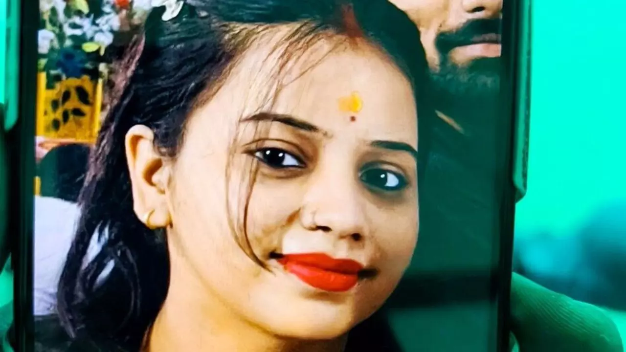 7.93 लाख फॉलोअर्स वाले इन्फ्लुएंसर पर पत्नी की हत्या का आरोप! 6 लोगों पर FIR, परिजन का दावा- स्कॉर्पियो के लिए पति-ससुर ने हत्या की