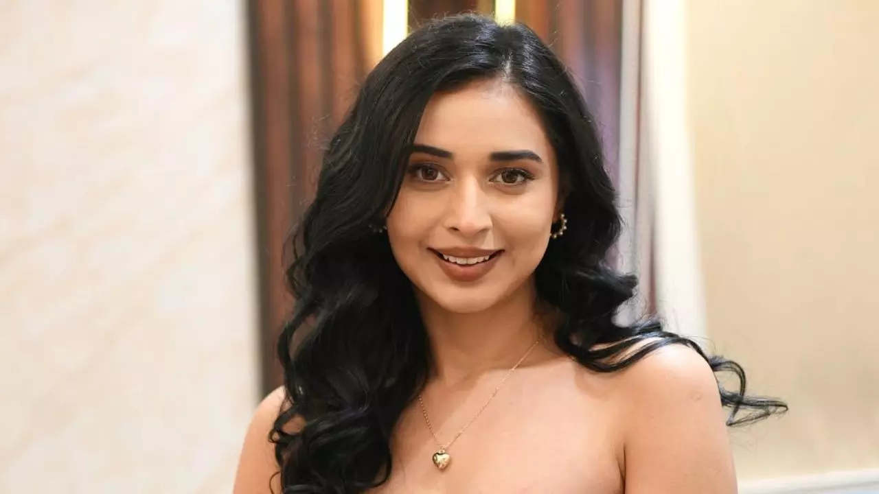 इस दिन से शुरू हो रहा है Tanya Mittal का पहला टीवी शो, साथ नजर आएंगी मां सुनीता मित्तल
