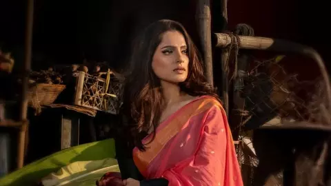 बार-बार मुझे Kiss कर रहा था...शूटिंग के दौरान को-एक्टर की हरकतों से परेशान हुईं एक्ट्रेस, अब छलका दर्द बार-बार मुझे Kiss कर रहा था...शूटिंग के दौरान को-एक्टर की हरकतों से परेशान हुईं एक्ट्रेस, अब छलका दर्द