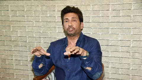 बॉलीवुड दोगलेपन से भरी पड़ी है! Shekhar Suman का बड़ा हमला, बोले- फिल्मों से लेकर गाने सब चोरी का बॉलीवुड दोगलेपन से भरी पड़ी है! Shekhar Suman का बड़ा हमला, बोले- फिल्मों से लेकर गाने सब चोरी का