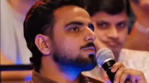 370 रुपये की बिरयानी के बदले इंटिमेट होना बयान से मचा बवाल, वायरल वीडियो के बाद कंपनी ने हिमांशु को दिखाया बाहर का रास्ता 370 रुपये की बिरयानी के बदले इंटिमेट होना बयान से मचा बवाल, वायरल वीडियो के बाद कंपनी ने हिमांशु को दिखाया बाहर का रास्ता