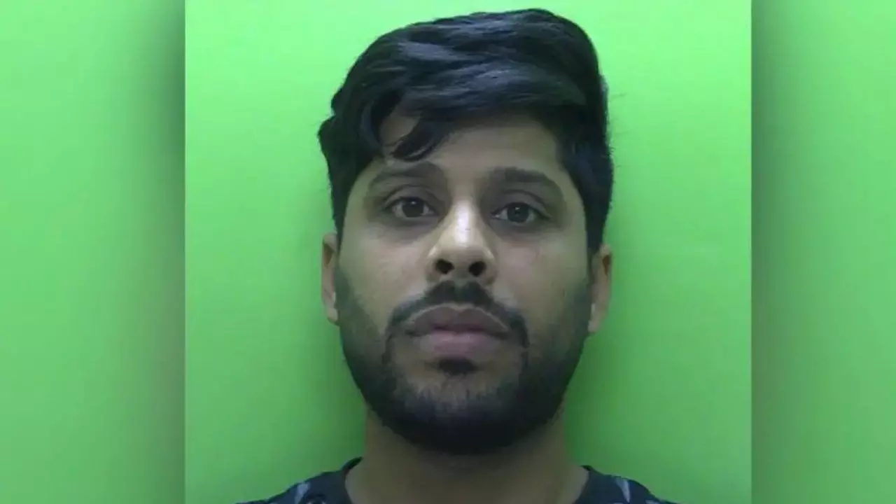 ब्रिटेन में 18 साल की लड़की का रेप कर PAK युवक ने पूछा- क्या तुम्हें मजा आया? कोर्ट ने सुनाई ये सजा