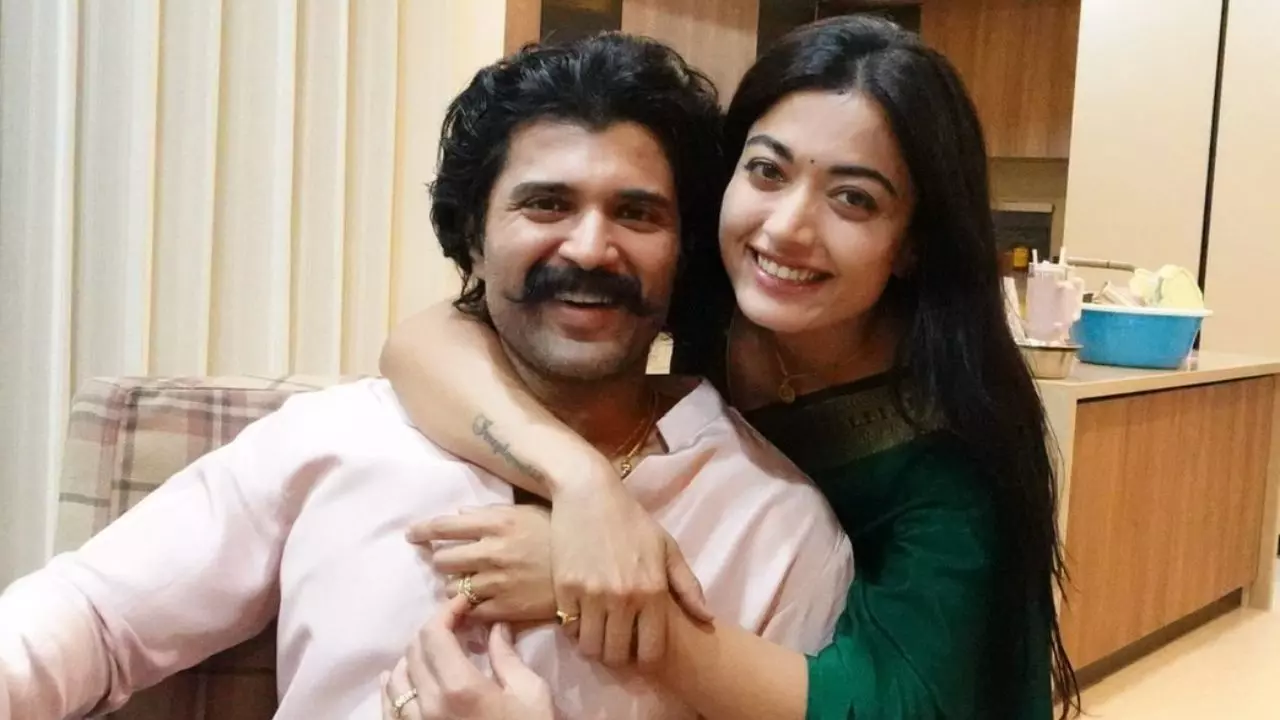Vijay Deverakonda-Rashmika Mandanna का बड़ा फैसला, 180 छात्रों को देंगे स्कॉलरशिप; गांव पहुंचकर जीता दिल