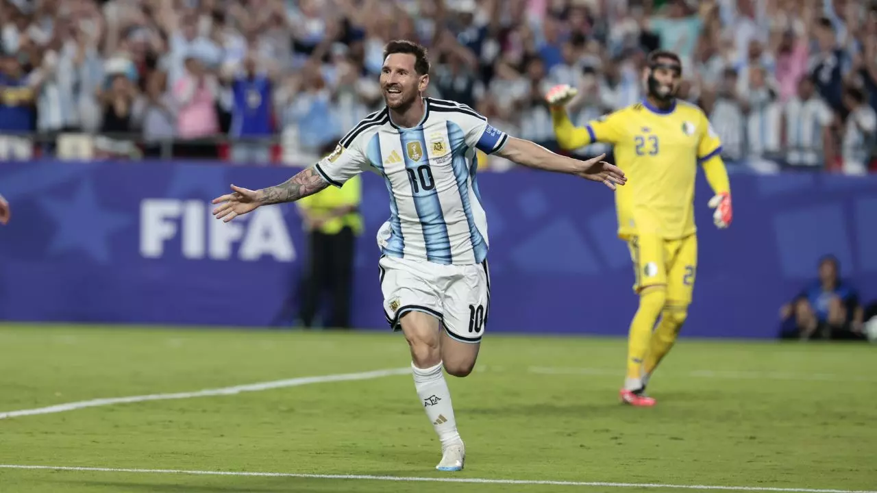 Lionel Messi 200th Match Hat Trick