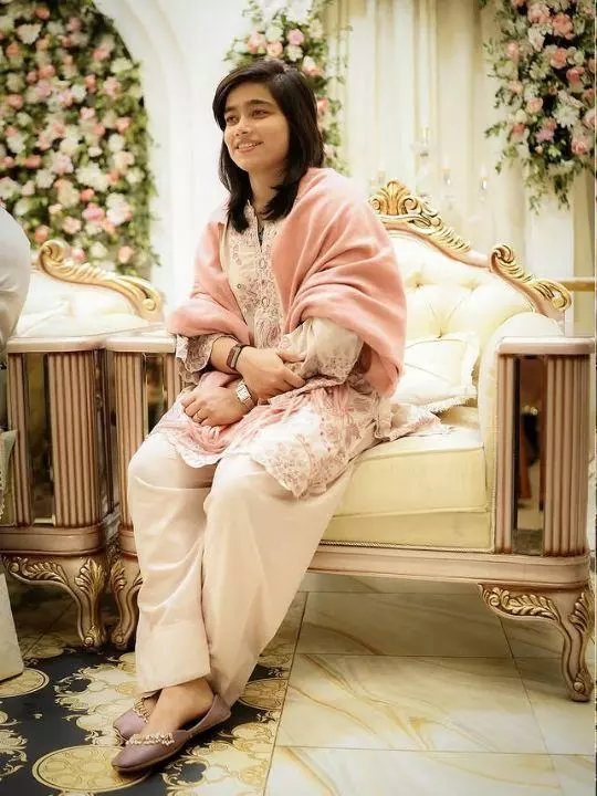खेल में टॉप तो खूबसूरती में किसी एक्ट्रेस से कम नहीं Fatima Sana