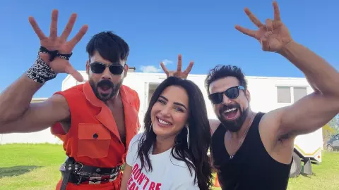 Khatron Ke Khiladi 15: जैस्मिन भसीन का सफर हुआ खत्म? इमोशनल पोस्ट से मची हलचल, शो को मिले टॉप-2 फाइनलिस्ट Khatron Ke Khiladi 15: जैस्मिन भसीन का सफर हुआ खत्म? इमोशनल पोस्ट से मची हलचल, शो को मिले टॉप-2 फाइनलिस्ट