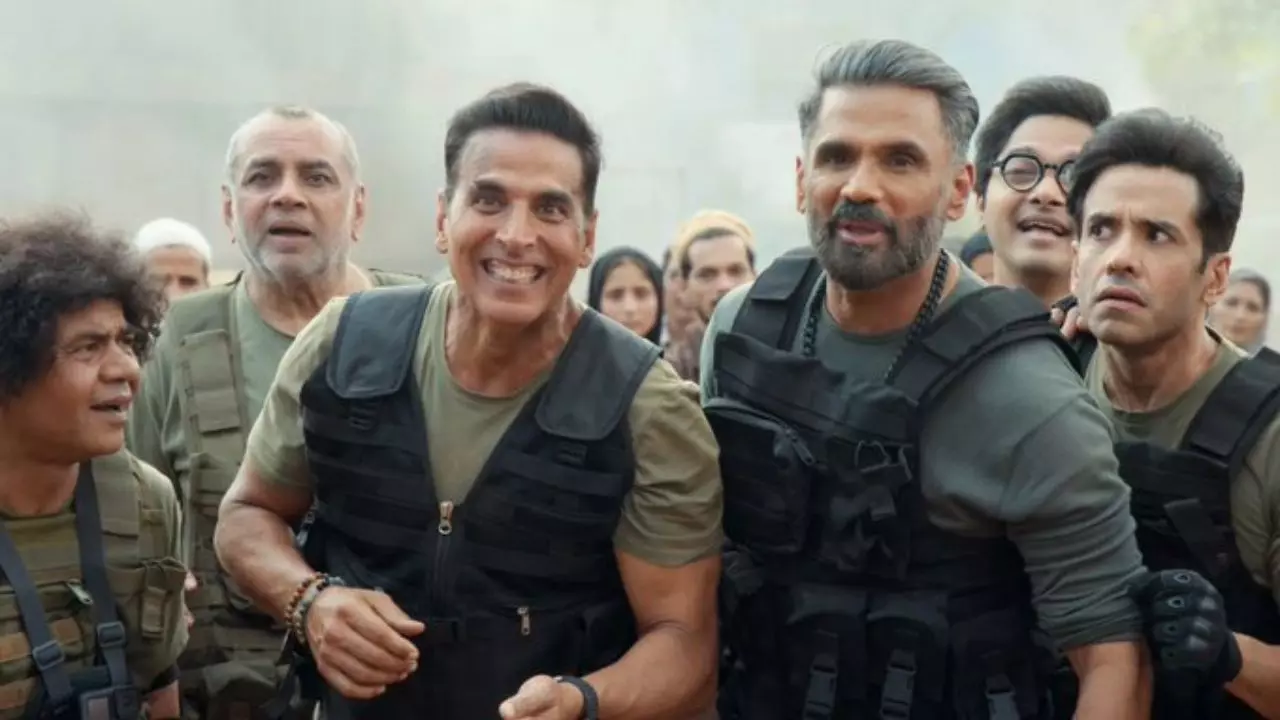 Welcome To The Jungle X Review: कितनी पैसा वसूल और फूल फैमिली पैकेज है फिल्म? फैंस बोले- ठूस-ठूस के भरे हैं स्टार्स