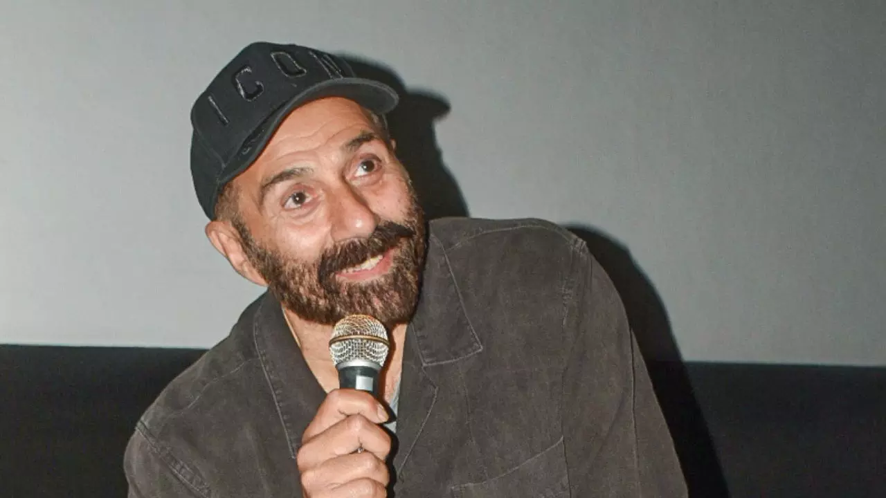 Sunny Deol की बढ़ीं मुश्किलें, फिल्म निर्माता सुनील दर्शन ने फिर पकड़ी कोर्ट की राह, जानें क्या है 20 करोड़ रुपये का पूरा मामला?