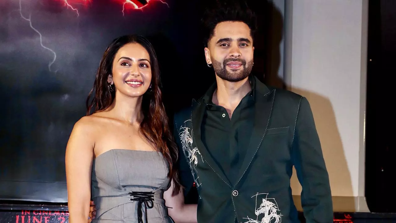 Rakul Preet से शादी के बाद भी डेटिंग ऐप पर Jackky Bhagnani? वायरल स्क्रीनशॉट ने मचाई हलचल, जानें क्या है सच