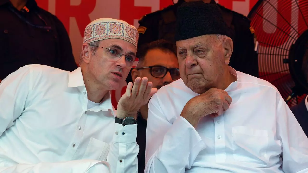 20-30 करोड़, मंत्री पद और राज्य का दर्जा... उमर अब्दुल्ला का BJP पर आरोप, भाजपा ने यूं दिया जवाब- VIDEO