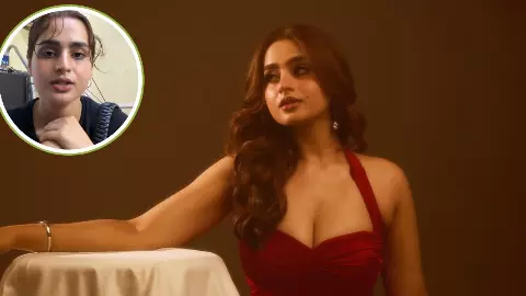 कहां ले जा रहे हो? सड़क पर खड़ी थीं एक्ट्रेस आयशा खान तो उठा ले गई पुलिस, CJP का किया था समर्थन, देखिए VIDEO कहां ले जा रहे हो? सड़क पर खड़ी थीं एक्ट्रेस आयशा खान तो उठा ले गई पुलिस, CJP का किया था समर्थन, देखिए VIDEO