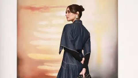 Manushi Chhillar Manushi Chhillar