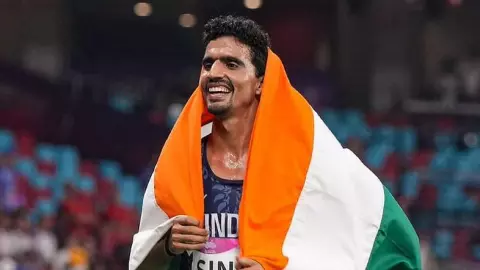Gulveer Singh Silver Medal 10000m Race Gulveer Singh Silver Medal 10000m Race