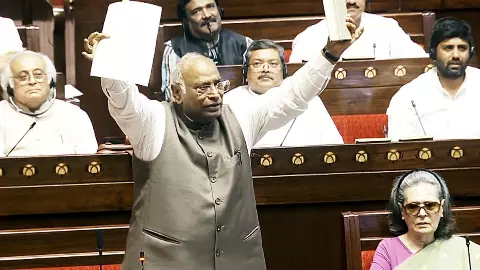 kharge on manu smriti kharge on manu smriti