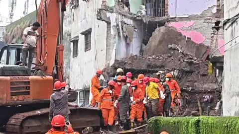 Kohinoor Building Collapse