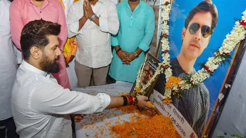 कौन है भरत तिवारी पर गोली चलाने वाला STF जवान, पुलिस ने अब किया गिरफ्तार; इतने दिनों बाद क्यों हुई कार्रवाई?
