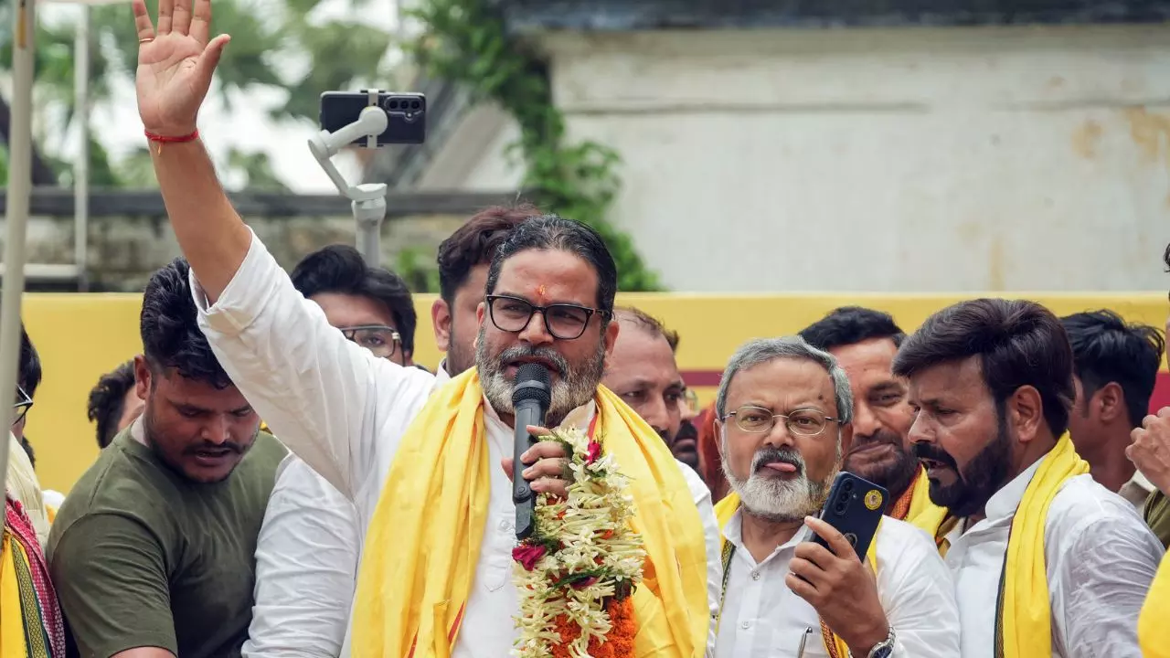 आपके बच्चे पढ़ लिखकर घर बैठे हैं तो CV भेजो, 10 हजार युवाओं को नौकरी देंगे, बांकीपुर जीत के बाद PK का ऐलान- VIDEO