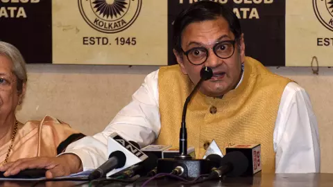 कौन हैं नेता जी के पोते  चंद्र कुमार बोस, जिन्होंने अब छोड़ा TCM का साथ, बताया ये रीजन