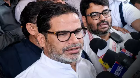 कर्पूरी ठाकुर से लेकर सुशील मोदी तक, विधायक के रूप में शपथ लेने के बाद प्रशांत किशोर ने किस-किस का लिया नाम, अभी कौन-कौन है जीवित