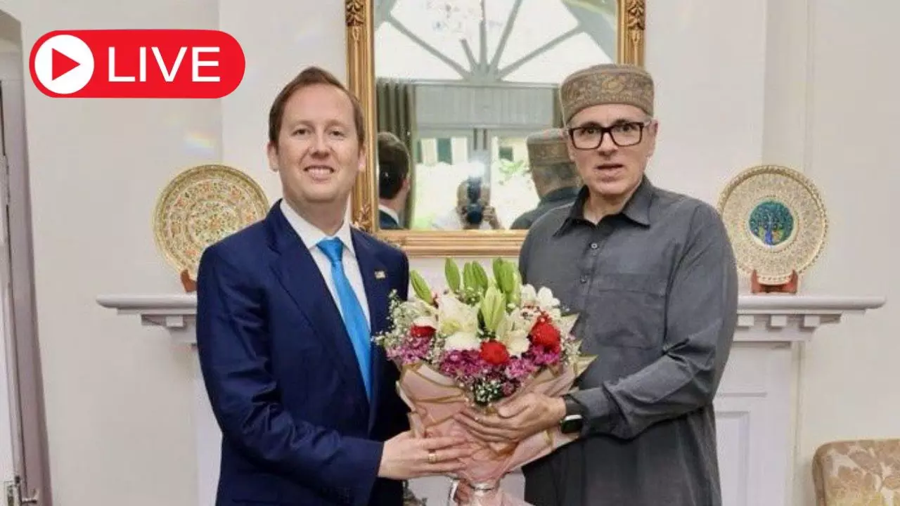 Aaj ki Taaza Khabar : ‘जम्मू-कश्मीर भारत का अहम हिस्सा’, श्रीनगर दौरे पर US Ambassador Sergio Gor का बड़ा बयान