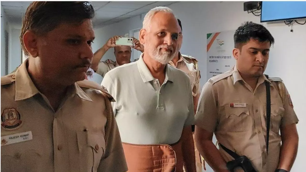 पंजाब चुनाव की वजह से गिरफ्तारी? 14 दिन की न्यायिक हिरासत में सत्येंद्र जैन, राघव चड्ढा के पुराने वीडियो क्यों वायरल