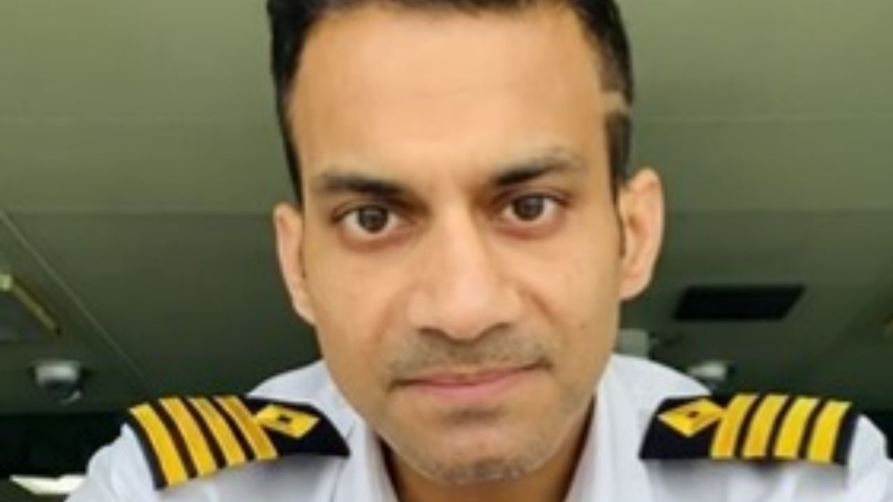 हेलिकॉप्टर से कमांडो उतरे, टैंकर पर हुआ कब्जा... कौन हैं कैप्टन अजय पंत? पत्नी क्यों बलीं- बनाया गया बलि का बकरा