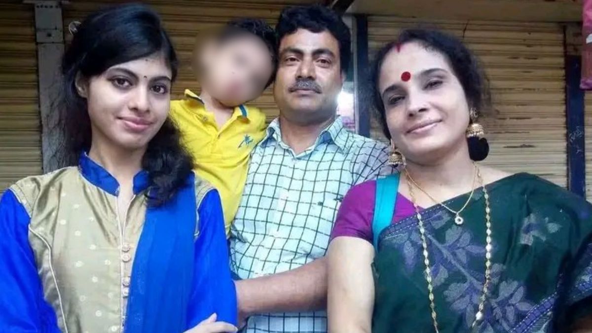 बांग्लादेश में हिंदू परिवार की हत्या! नशा करते पकड़े गए तो पति-पत्नी और दो बच्चों को उतारा मौत के घाट, फिर खाया खीरा-खजूर