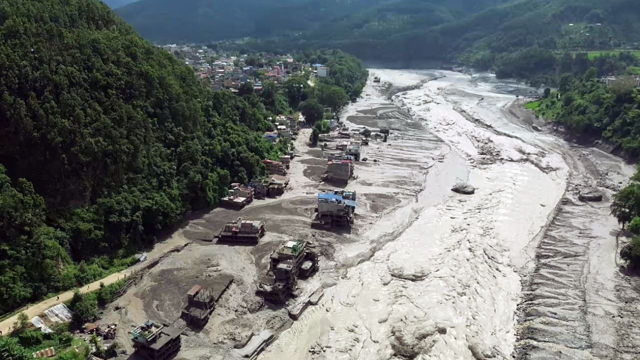 क्या फिर आने वाली है नेपाल में तबाही, क्यों नहीं टला अभी खतरा... 7 पॉइंट्स में जानें वैज्ञानिकों ने क्यों किया अलर्ट