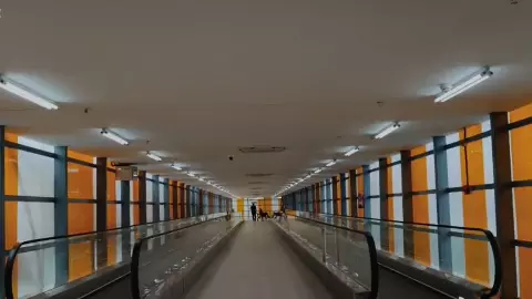 दिल्ली मेट्रो को Noida Metro से जोड़ने वाला AC स्काईवॉक तैयार, यात्रियों की आवाजाही होगी आसान, जानें कब से खुलेगा दिल्ली मेट्रो को Noida Metro से जोड़ने वाला AC स्काईवॉक तैयार, यात्रियों की आवाजाही होगी आसान, जानें कब से खुलेगा
