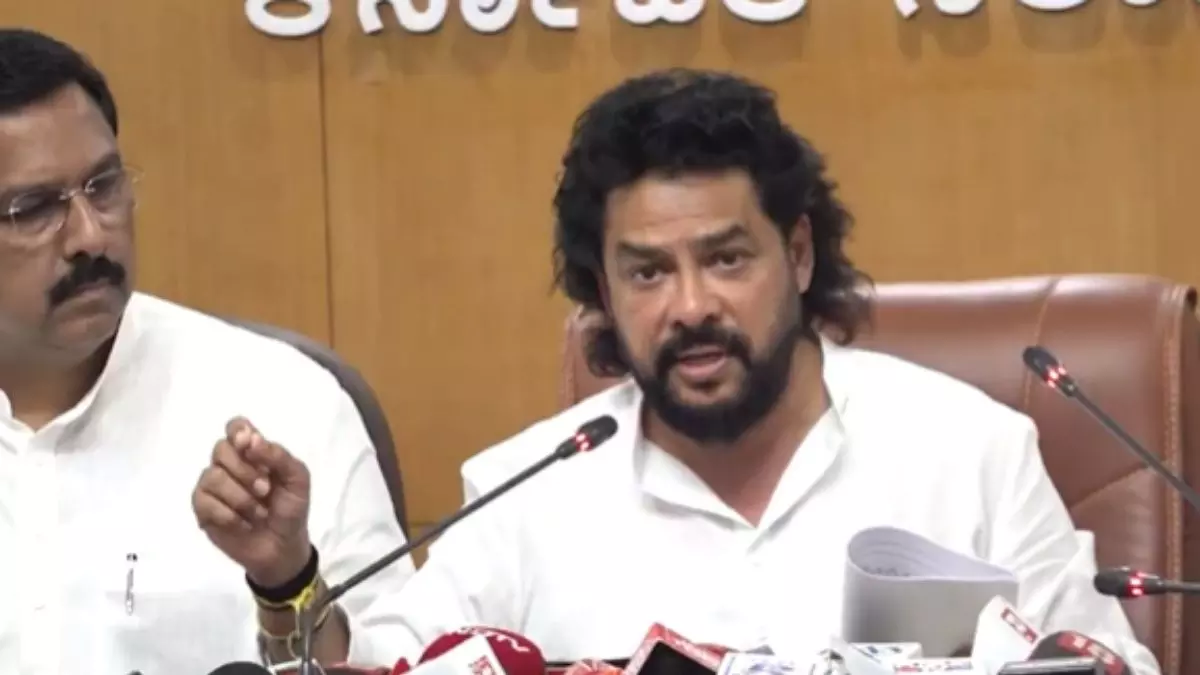 karnataka minister b nagendra resigns valmiki corporation scam