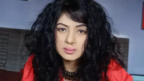 कौन हैं Surabhi Vanzara जो Samay Raina के शो इंडियाज गॉट लेटेंट में आईं, वायरल हो रहे बेबाक जवाब कौन हैं Surabhi Vanzara जो Samay Raina के शो इंडियाज गॉट लेटेंट में आईं, वायरल हो रहे बेबाक जवाब