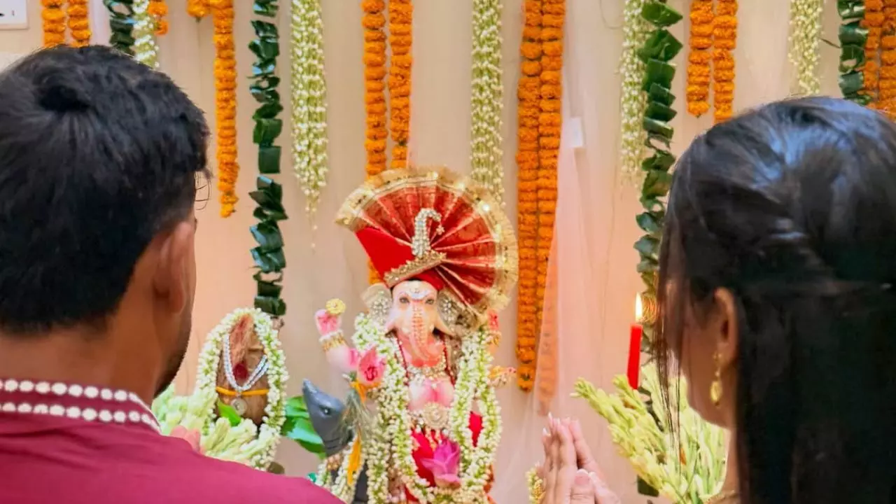 बांग्लादेश का वो क्रिकेटर जो बनाता है हर हिंदू त्योहार, Ganesh Chaturthi पर ऐसे किया गणेश जी का स्वागत, परिवार के साथ डाले फोटो