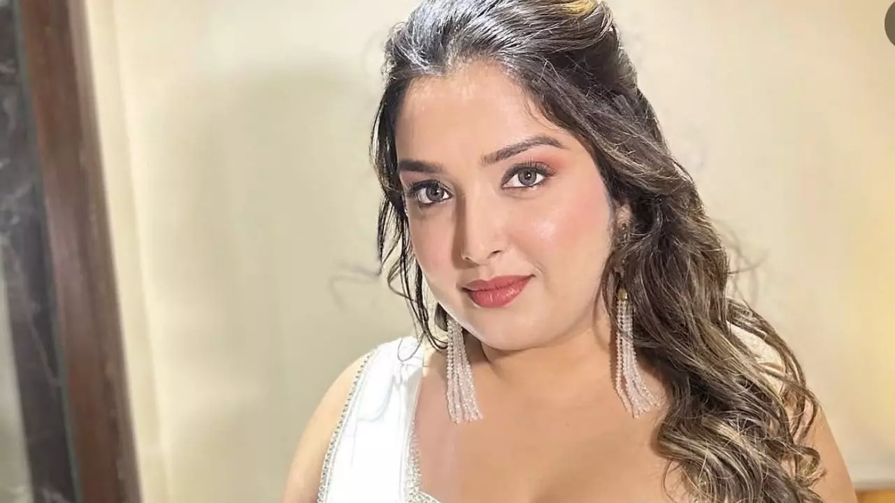 पहला मुक्का कौन मारेगा... जब मनोज तिवारी और रवि किशन ने रोक दी 6 घंटे शूटिंग, Bigg Boss 20 में Aamrapali Dubey ने खोला कौनसा राज?