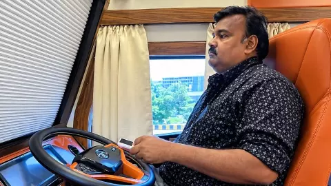 25 साल से चला रहे ट्रक, फिर खाने के वीडियो ने बदल दी राजेश रावानी की जिंदगी, अब बनाया Luxurious Truck