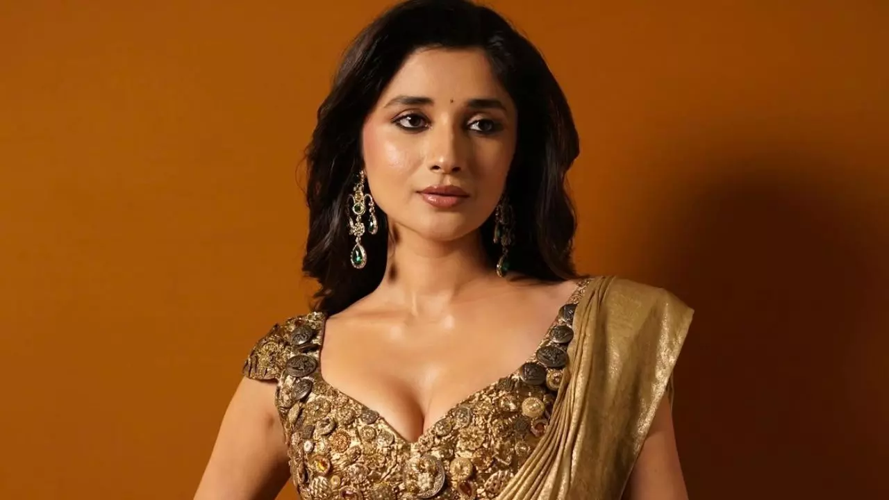 उसके होंठ ठीक से हिलते नहीं हैं... क्या Kanika Mann ने कराई है कॉस्मेटिक सर्जरी, BIGG BOSS में किसने क्या बोला ?