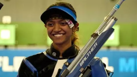 elavenil valarivan