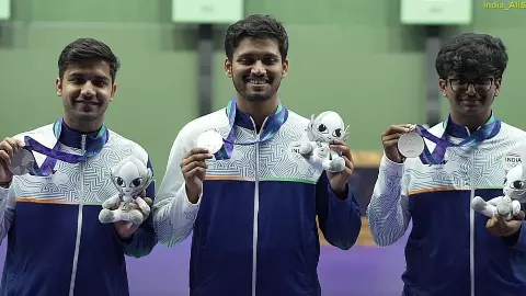 शूटिंग में 3 पदक, MMA में सुचिका ने रचा इतिहास; Asian Games 2026 में भारत ने दूसरे दिन जीते 4 मेडल; गोल्ड का इंतजार जारी