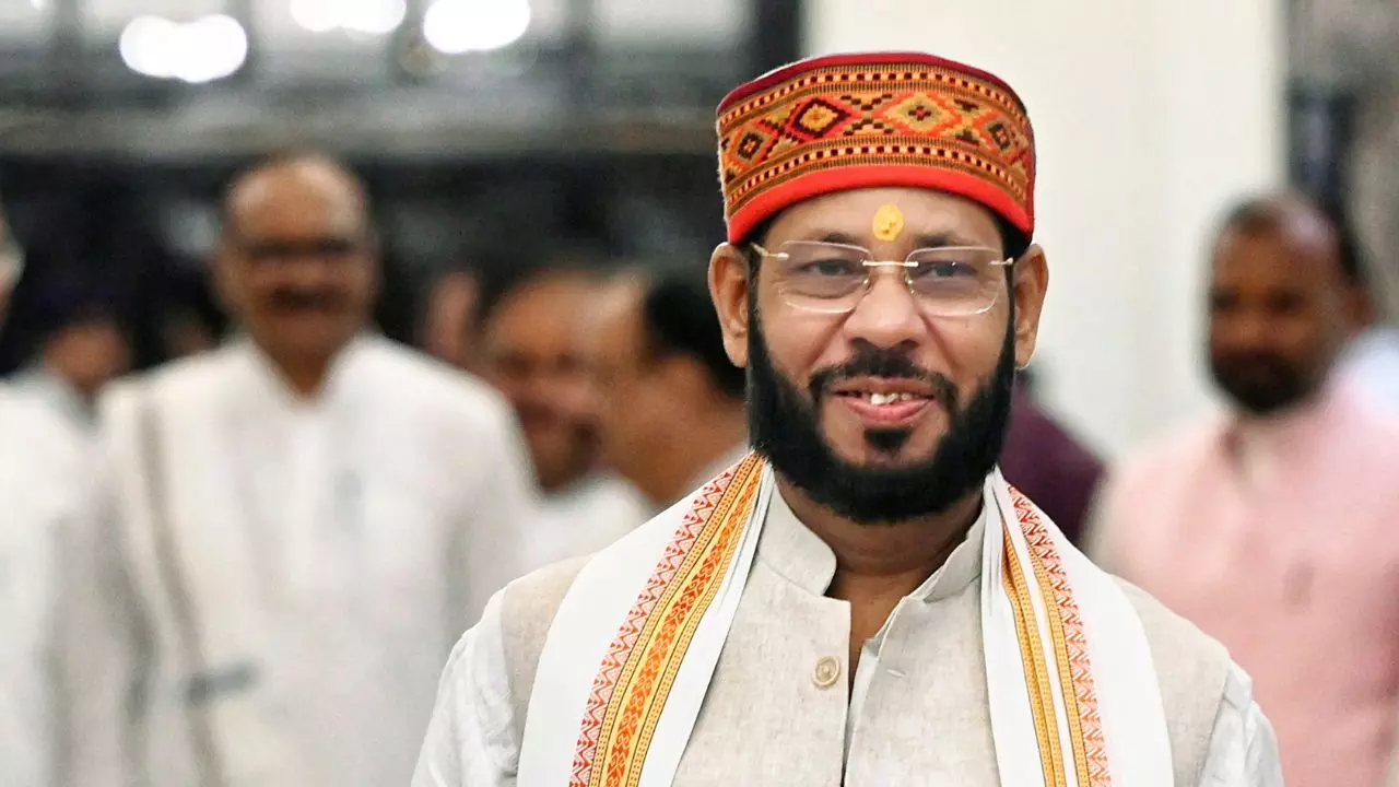 नोएडा पहुंचे मनोज पांडेय का अखिलेश पर बड़ा हमला, बोले- खुद भ्रमित हैं, जनता को भी कर रहे भ्रमित