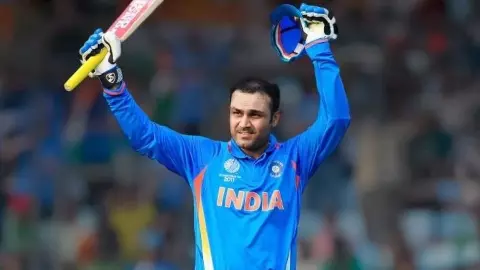 25 चौके, 7 छक्के! जब West Indies पर कहर बनकर टूटे थे Sehwag, 149 गेंद में ठोके 219 रन; आज भी कायम है रिकॉर्ड