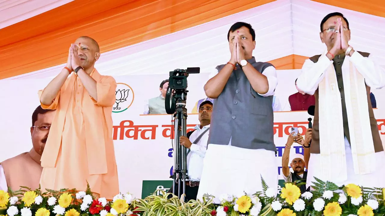 UP Election 2027: क्या BJP इस बार मथुरा को बनाएगी चुनावी हथियार? 3-4 अक्टूबर की बैठक में सेट होगा 27 का रण