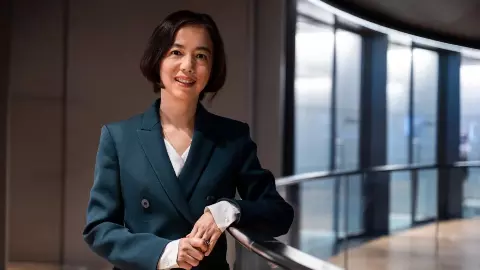 Fei-Fei Li Fei-Fei Li