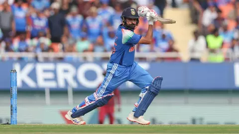 Rohit Sharma Breaks Sachin Tendulkar’s Record, Becomes Fastest to 10,000 ODI Runs as Opener Rohit Sharma Breaks Sachin Tendulkar’s Record, Becomes Fastest to 10,000 ODI Runs as Opener