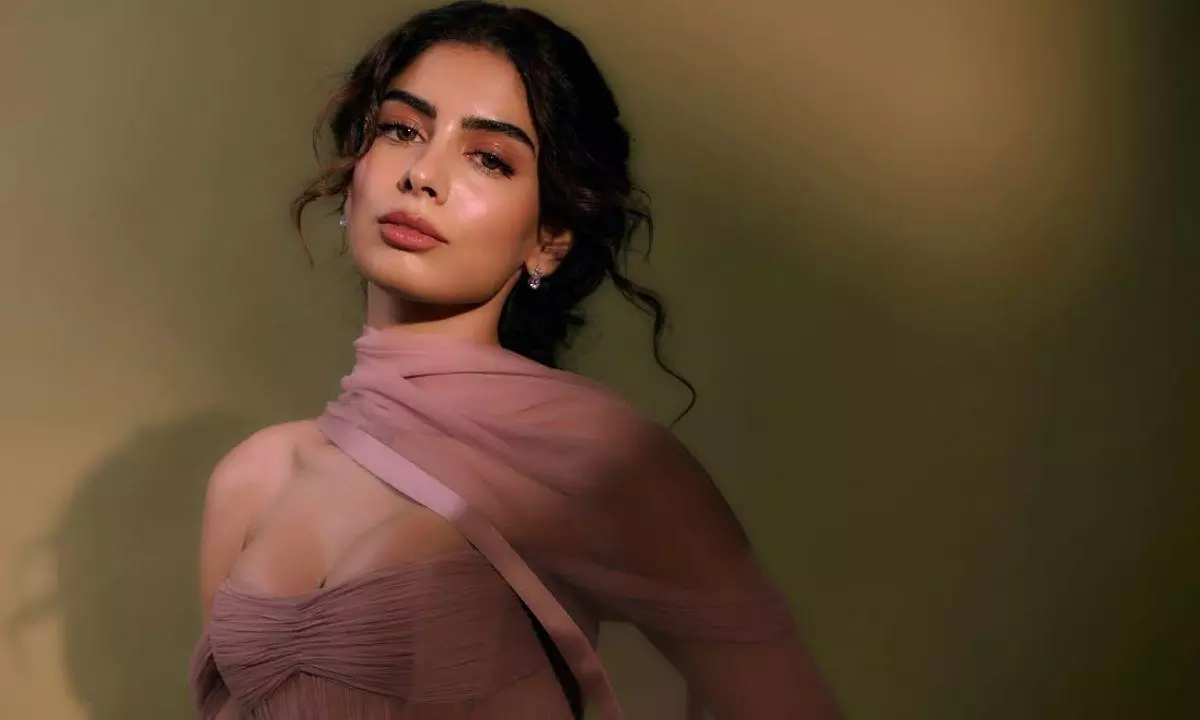 खुशी कपूर ने पहना कॉर्सेट गाउन, ऐसे पाएं सेम लुक