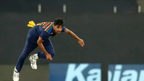 Bhuvneshwar Kumar की 4 साल बाद टीम इंडिया में वापसी, कब और किसके खिलाफ खेला था आखिरी मैच, ऐसा था प्रदर्शन