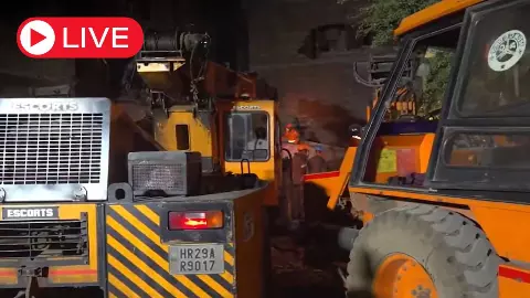 Aaj ki Taaza Khabar: सीलमपुर में ताश के पत्तों की तरह ढही 5 मंजिला इमारत, मलबे से अब तक 4 शव बरामद Aaj ki Taaza Khabar: सीलमपुर में ताश के पत्तों की तरह ढही 5 मंजिला इमारत, मलबे से अब तक 4 शव बरामद