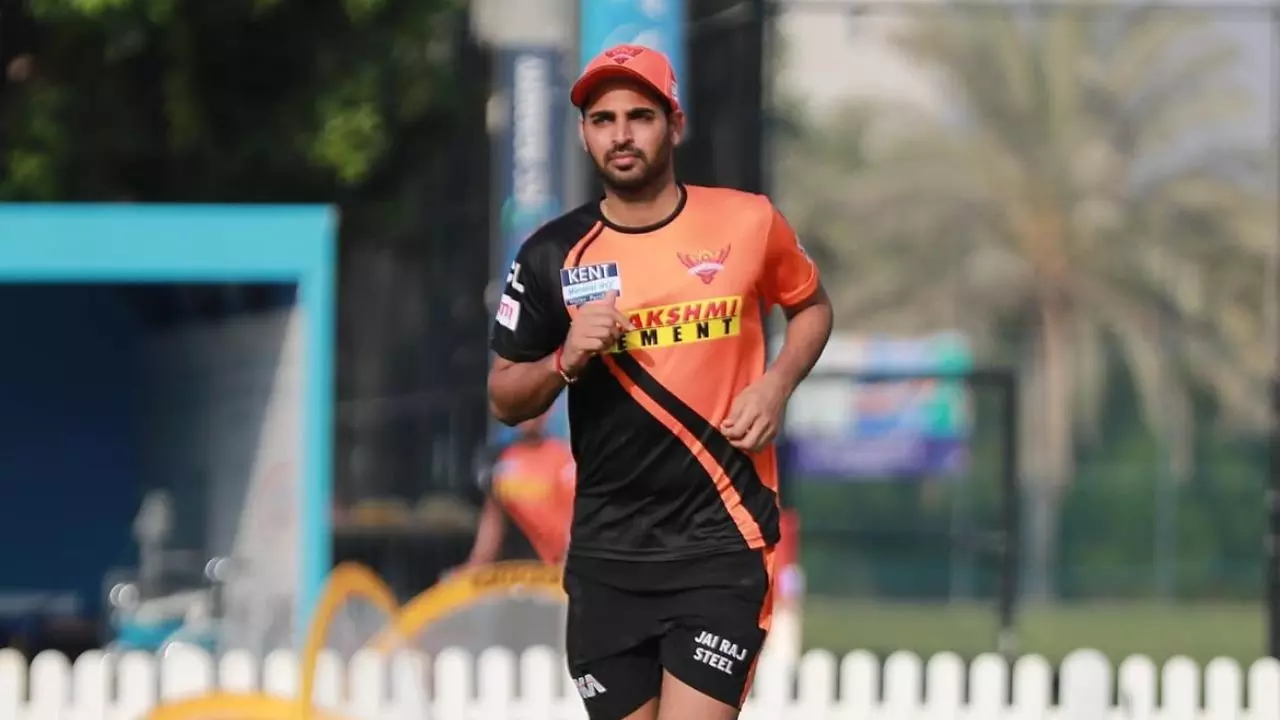 Bhuvneshwar Kumar की फिटनेस का क्या है राज, जानें कितने देर तक करते हैं ट्रेनिंग, इन एक्सरसाइज से रखते हैं खुद को फिट
